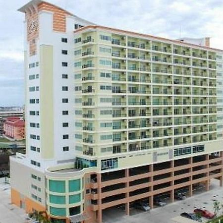 Eak Condoview Chonburi Luaran gambar